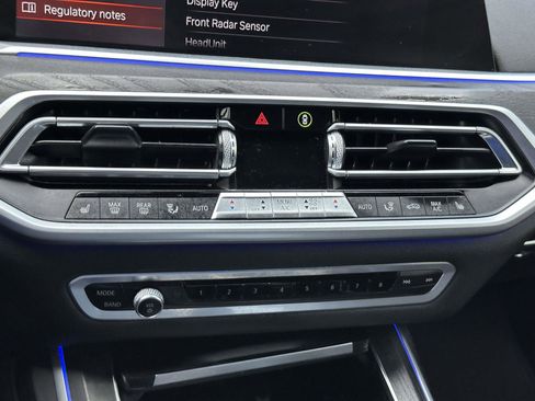 Used 2019 BMW X7 xDrive40i w/ Premium Package image 26