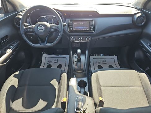 Used 2023 Nissan Kicks S FWD image 10
