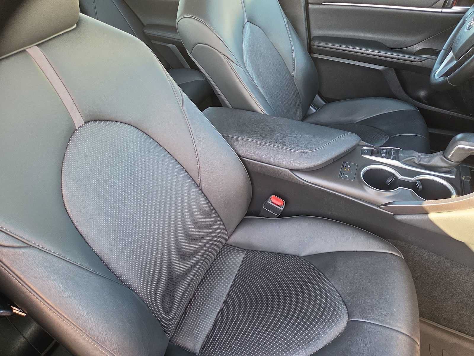 Used 2023 Toyota Camry XLE FWD image 20