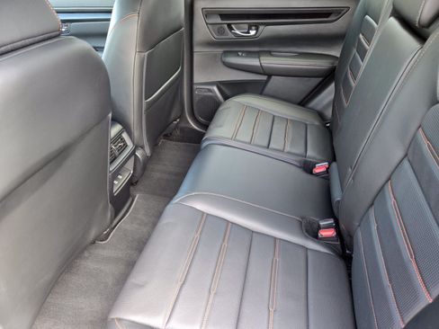 Used 2025 Honda CR-V Sport-L image 10