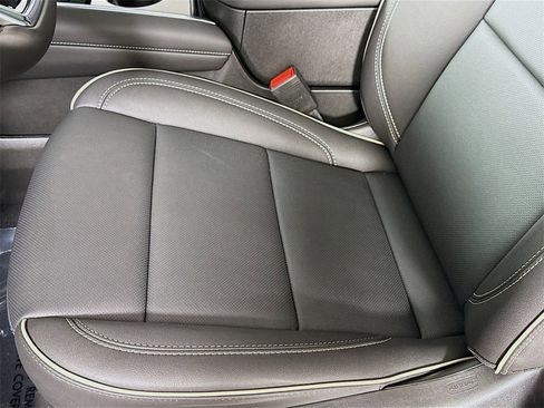 New 2025 Chevrolet Suburban Premier image 15