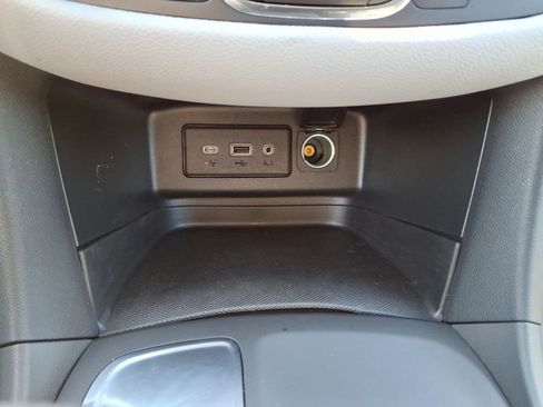 Used 2023 Chevrolet Equinox LS w/ LS Convenience Package image 15