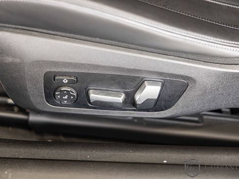 Used 2021 BMW M4 Competition image 23