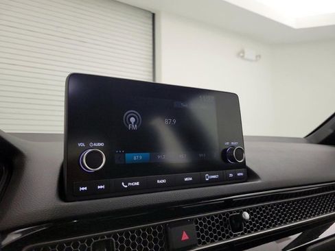 Used 2023 Honda Civic Sport image 3