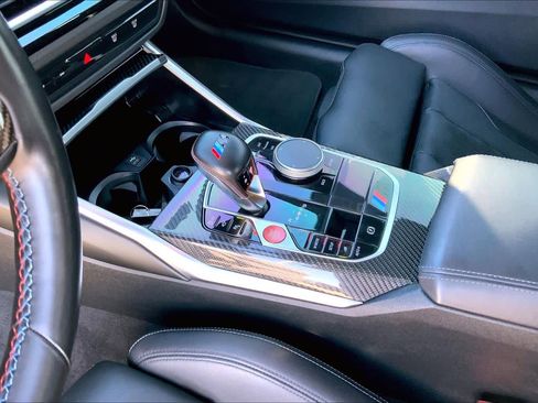 Used 2024 BMW M4 Competition image 17