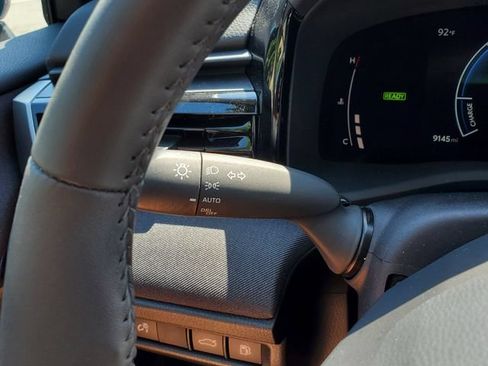 Used 2025 Toyota Camry LE w/ Convenience Package FWD image 19