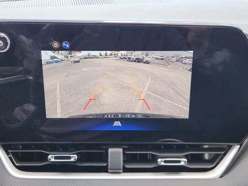 Used 2026 Chevrolet Equinox LT w/ Midnight Edition FWD image 17
