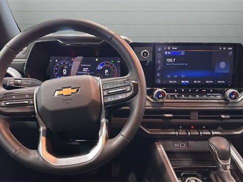 Used 2026 Chevrolet Colorado LT w/ LT Convenience Package image 5