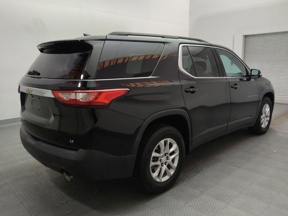 Used 2021 Chevrolet Traverse LT FWD image 9