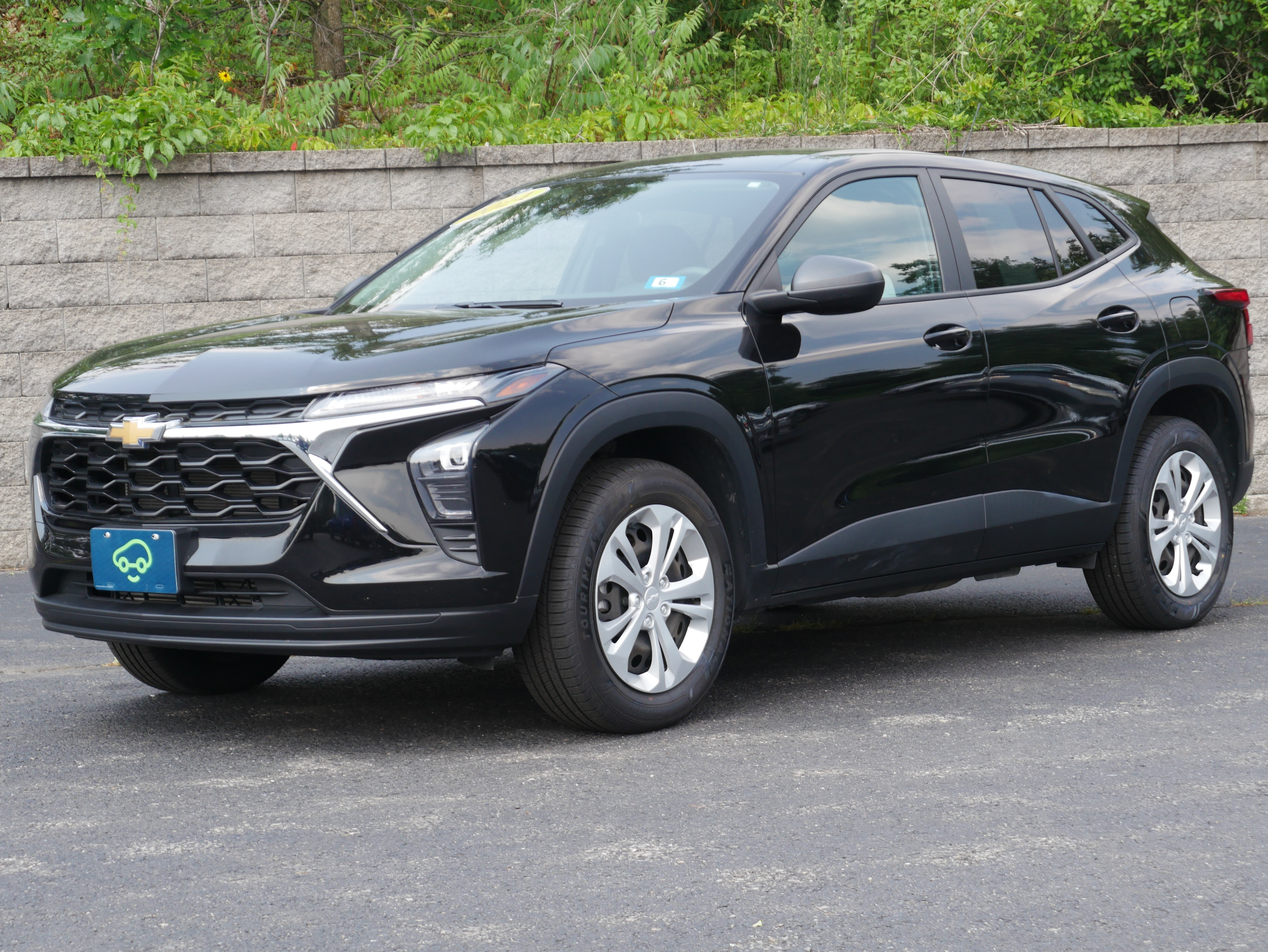 Certified 2024 Chevrolet Trax LS FWD image 1
