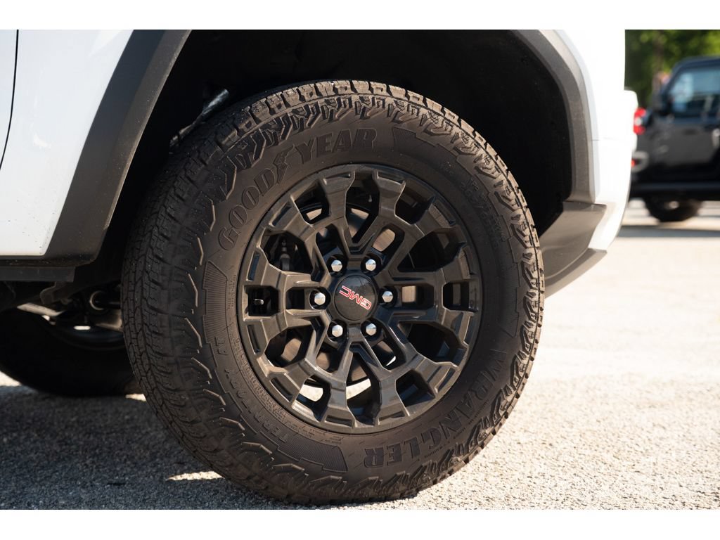 New 2026 GMC Canyon Elevation w/ Convenience Package AWD/4WD image 10