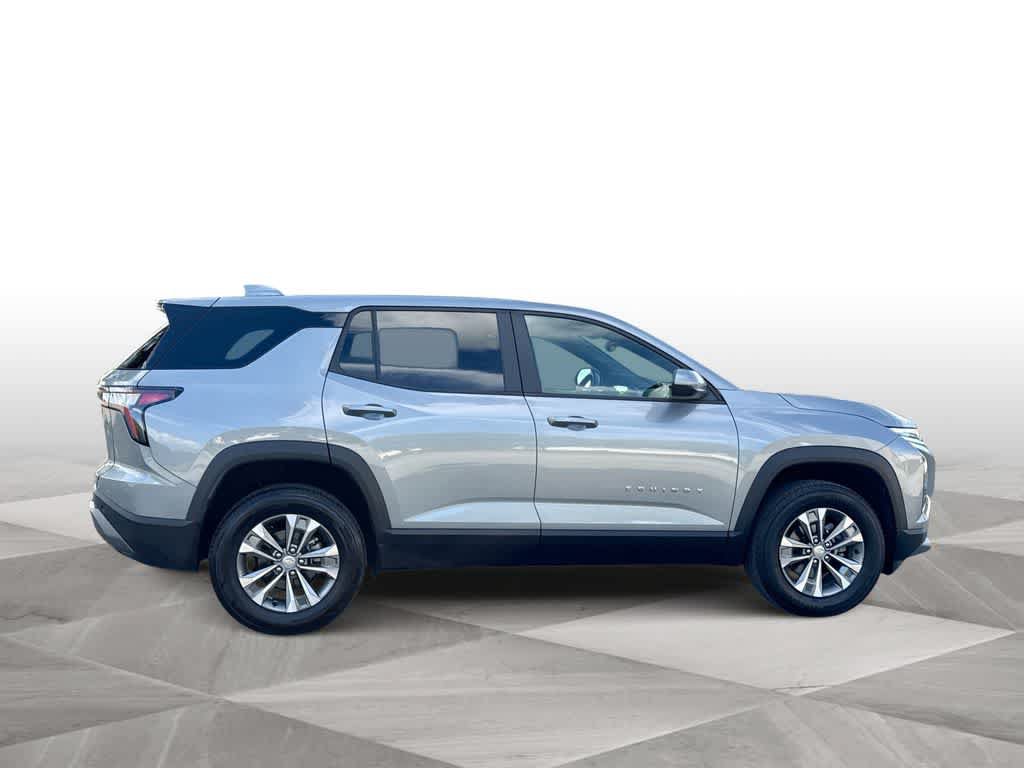 Used 2025 Chevrolet Equinox LT FWD image 9