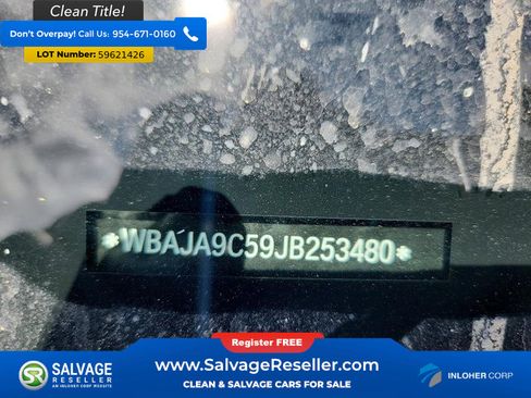 Used 2018 BMW 530e w/ Premium Package 2 RWD image 16