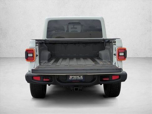 Used 2022 Jeep Gladiator Rubicon w/ LED Lighting Group AWD/4WD image 6