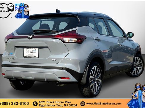 Used 2023 Nissan Kicks SV FWD image 12
