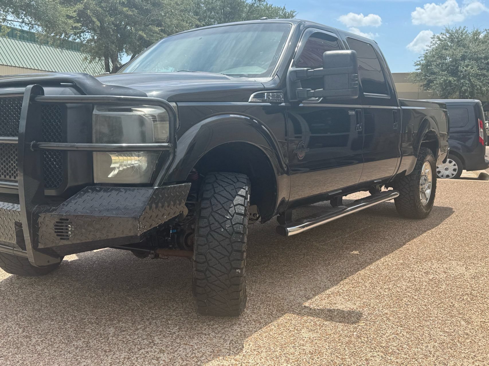 Used 2014 Ford F250 Lariat w/ Lariat Ultimate Package AWD/4WD image 4