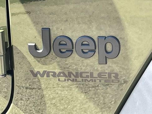 Used 2022 Jeep Wrangler Unlimited Sport AWD/4WD image 10