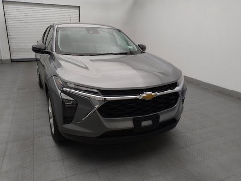 Used 2024 Chevrolet Trax LS FWD image 14