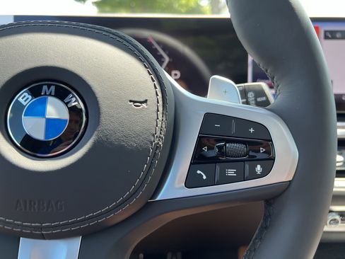 Used 2026 BMW X5 sDrive40i w/ M Sport Package image 22