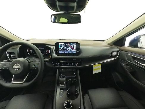 Certified 2023 Nissan Rogue Platinum AWD/4WD image 37