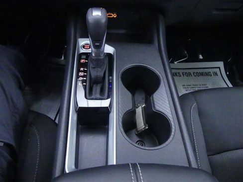 Used 2025 Nissan Altima 2.5 SV image 16