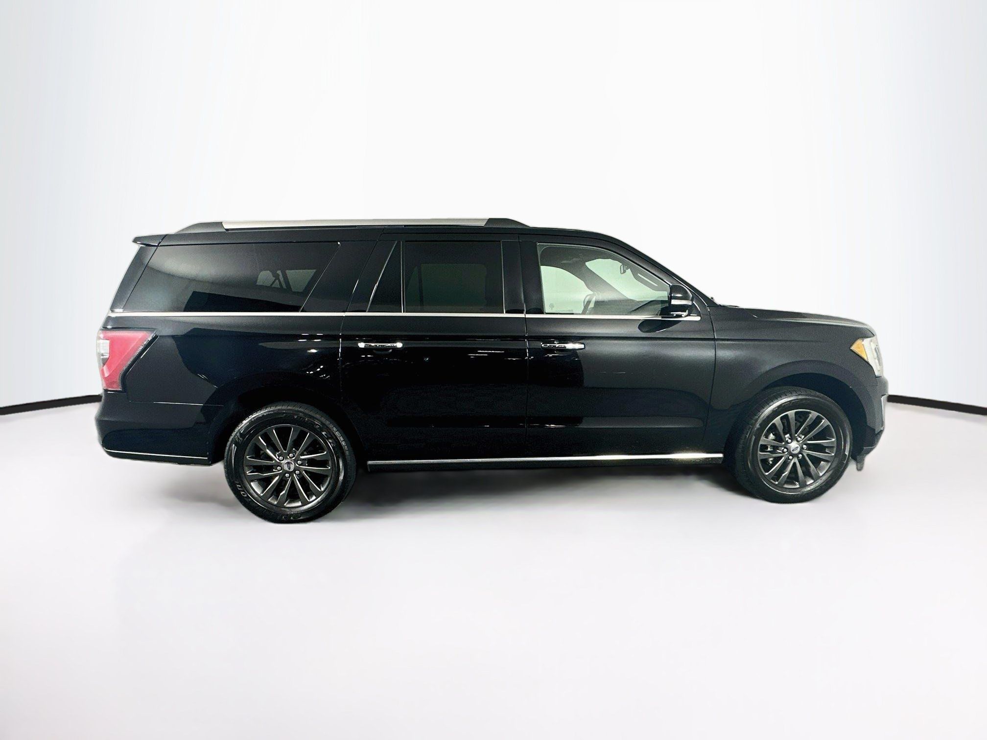 Used 2020 Ford Expedition Max Limited AWD/4WD image 10