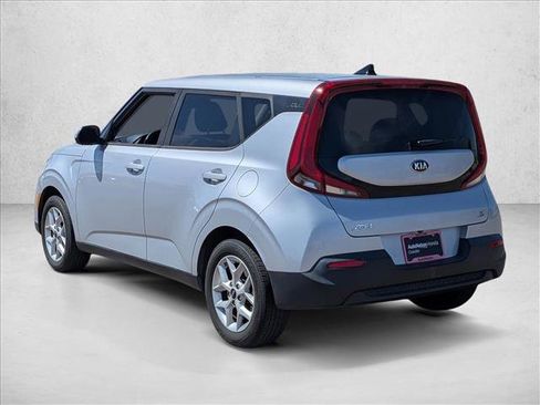 Used 2020 Kia Soul S image 7