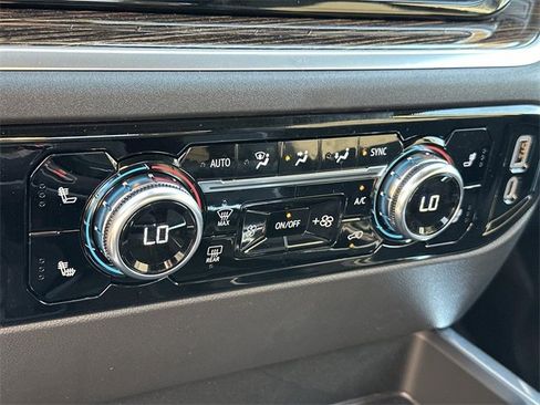 New 2026 GMC Sierra 1500 Elevation w/ LPO, Elevation Black Package image 12