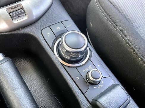 Used 2017 MAZDA CX-3 Sport FWD image 26