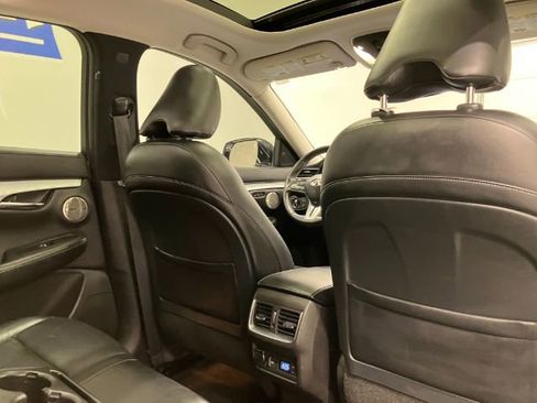 Used 2019 INFINITI QX50 Essential w/ Premium Heat Package AWD/4WD image 37