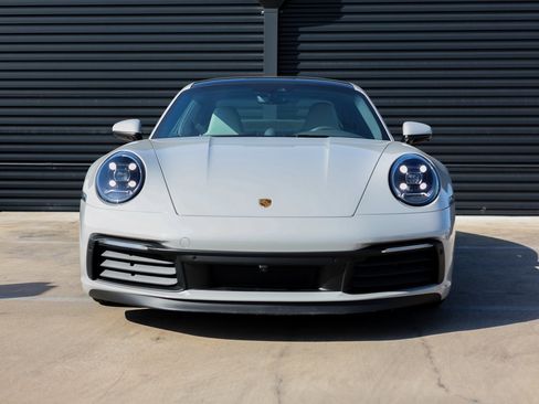 Certified 2023 Porsche 911 Carrera 4S image 10