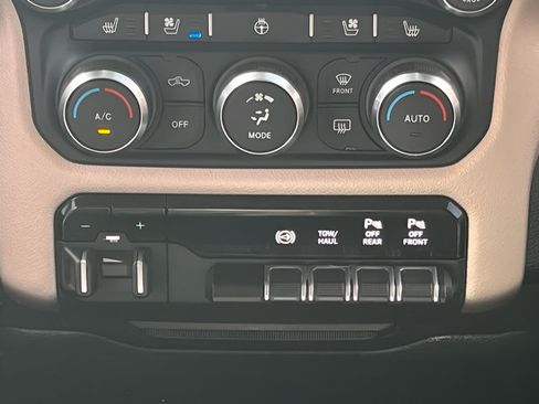 Used 2022 RAM 2500 Laramie AWD/4WD image 27