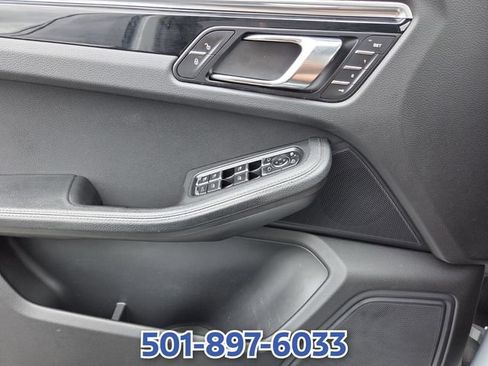 Used 2017 Porsche Macan S AWD/4WD image 28