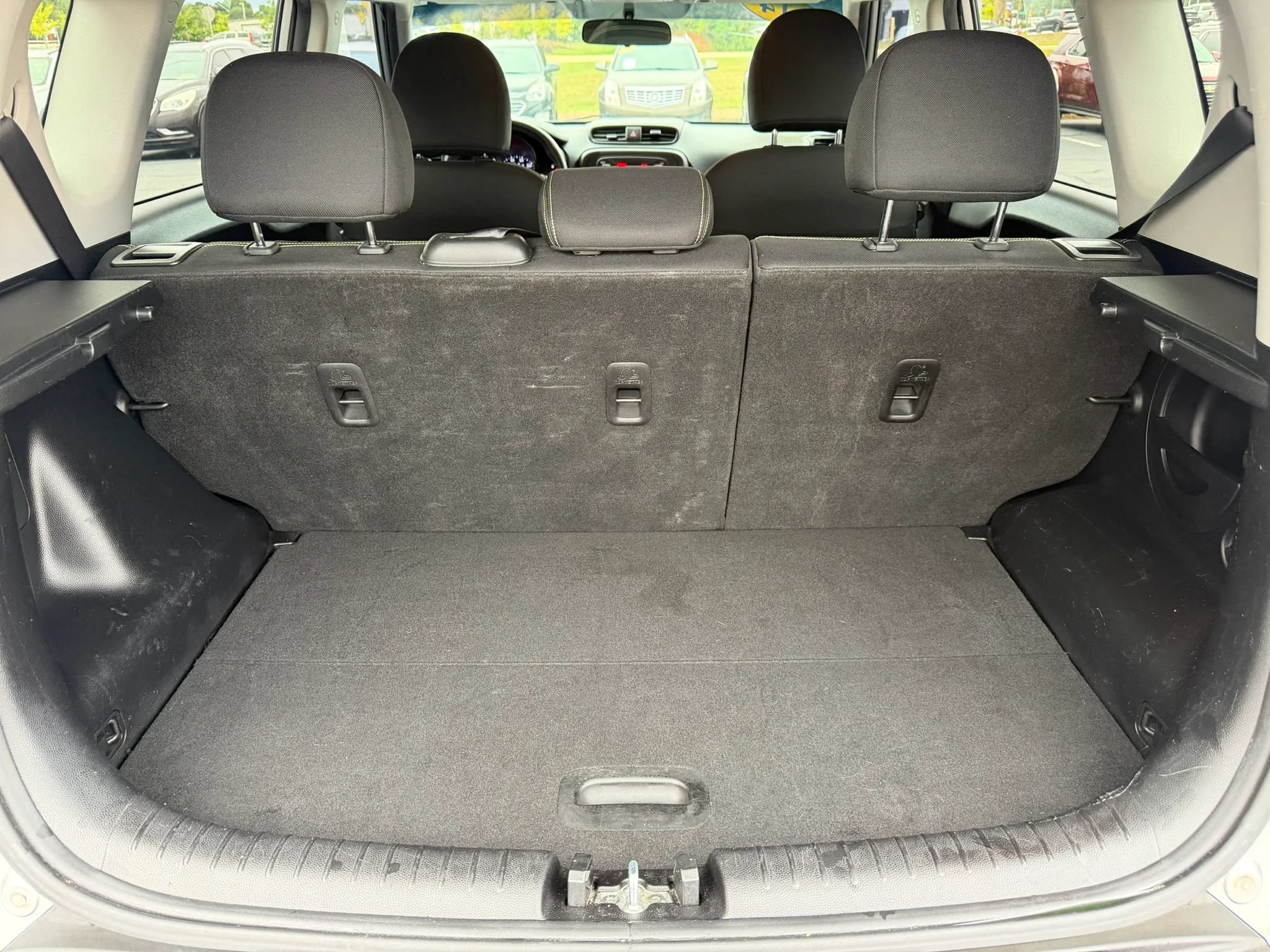 Used 2014 Kia Soul + FWD image 16