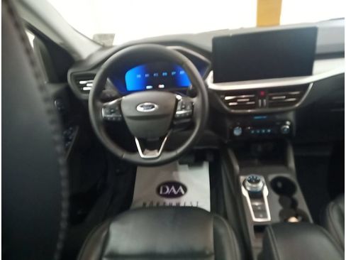 Used 2025 Ford Escape Platinum AWD/4WD image 7