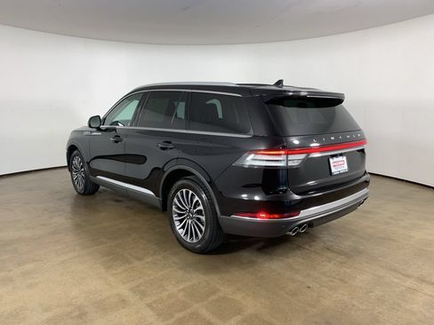 Used 2022 Lincoln Aviator AWD w/ Premium Package image 16