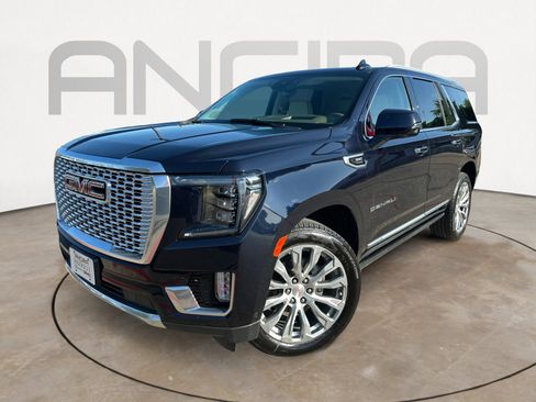 Certified 2023 GMC Yukon Denali w/ Denali Reserve Package AWD/4WD image 4