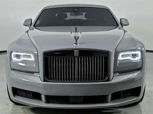 Used 2018 Rolls-Royce Ghost RWD image 5