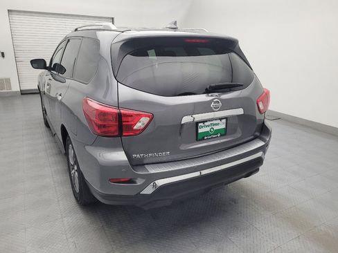 Used 2020 Nissan Pathfinder S image 6