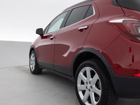 Used 2018 Buick Encore Essence w/ Experience Buick Package FWD image 13