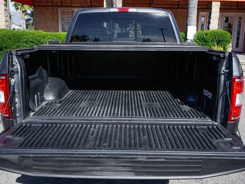 Used 2018 Ford F150 XLT w/ Equipment Group 302A Luxury image 9