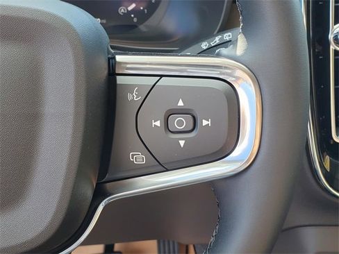 New 2026 Volvo XC40 B5 Plus w/ Protection Package Premier image 19