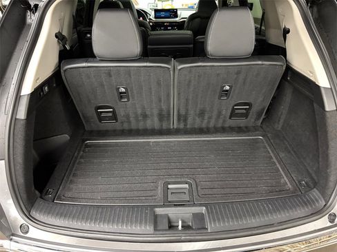 Certified 2022 Acura MDX SH-AWD w/ Technology Package image 16
