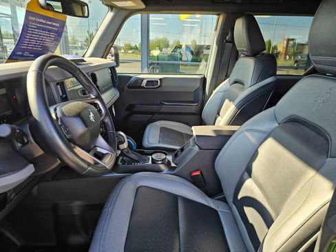Used 2024 Ford Bronco Black Diamond AWD/4WD image 17