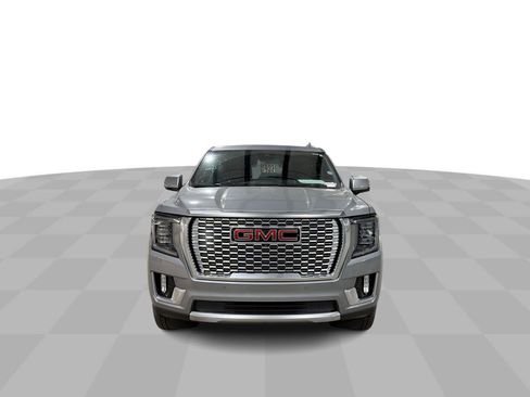 Used 2024 GMC Yukon Denali w/ Max Trailering Package AWD/4WD image 3