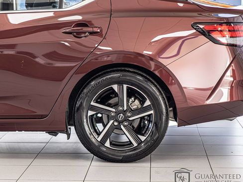 Used 2024 Nissan Sentra SV FWD image 8