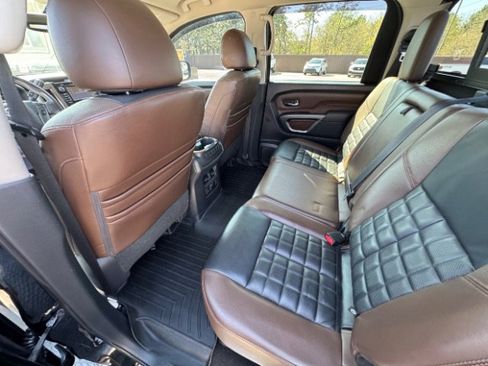Used 2017 Nissan Titan Platinum Reserve image 23