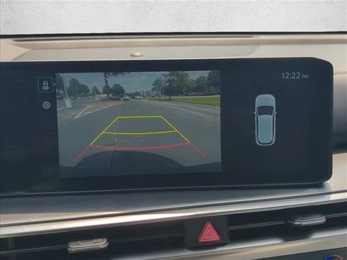 Used 2025 Kia Sorento S FWD image 19
