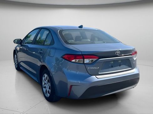 Used 2026 Toyota Corolla LE w/ Carpet Mat Package (TMS) FWD image 6