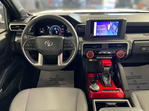 Used 2024 Toyota Tacoma SR5 AWD/4WD image 23